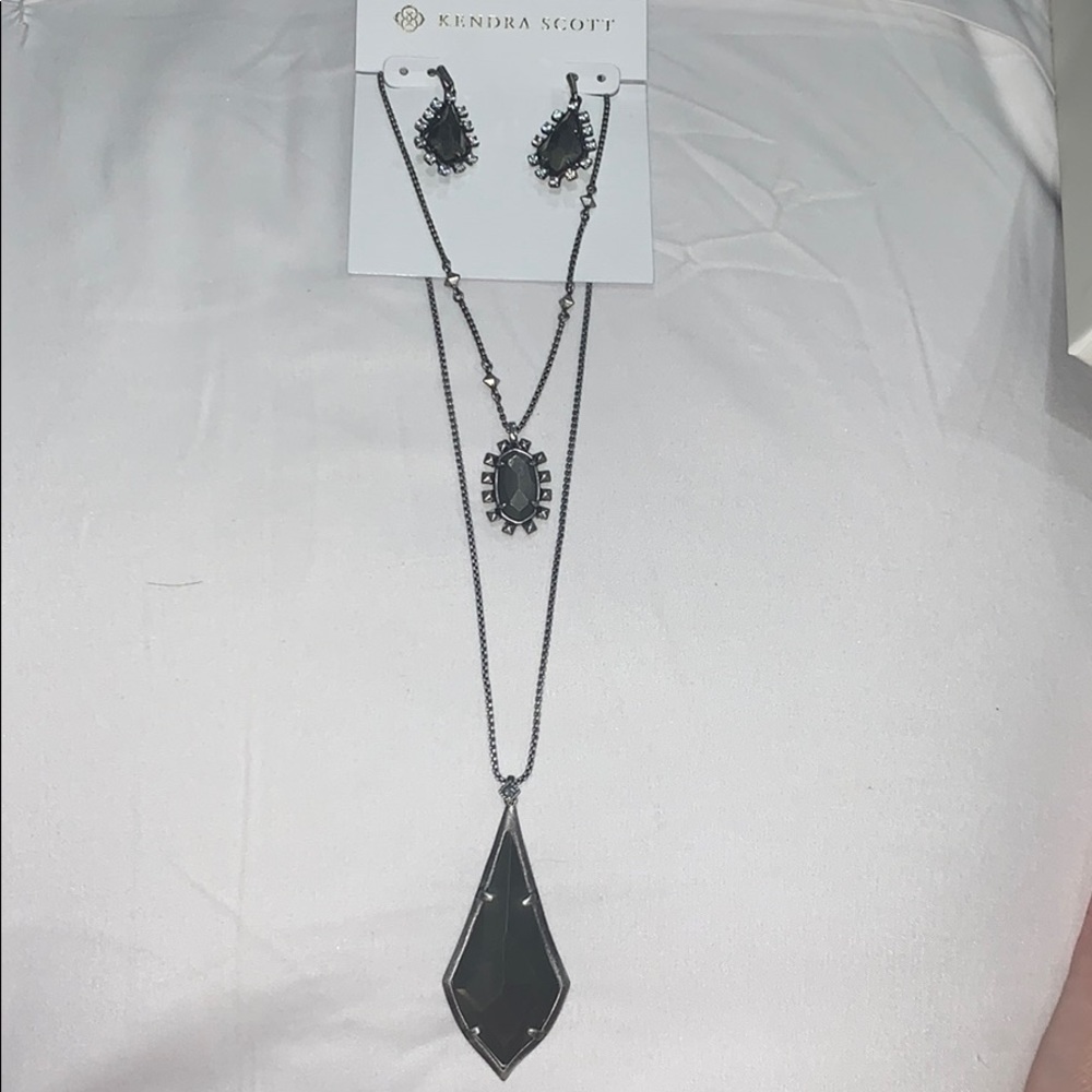 Kendra Scott Set